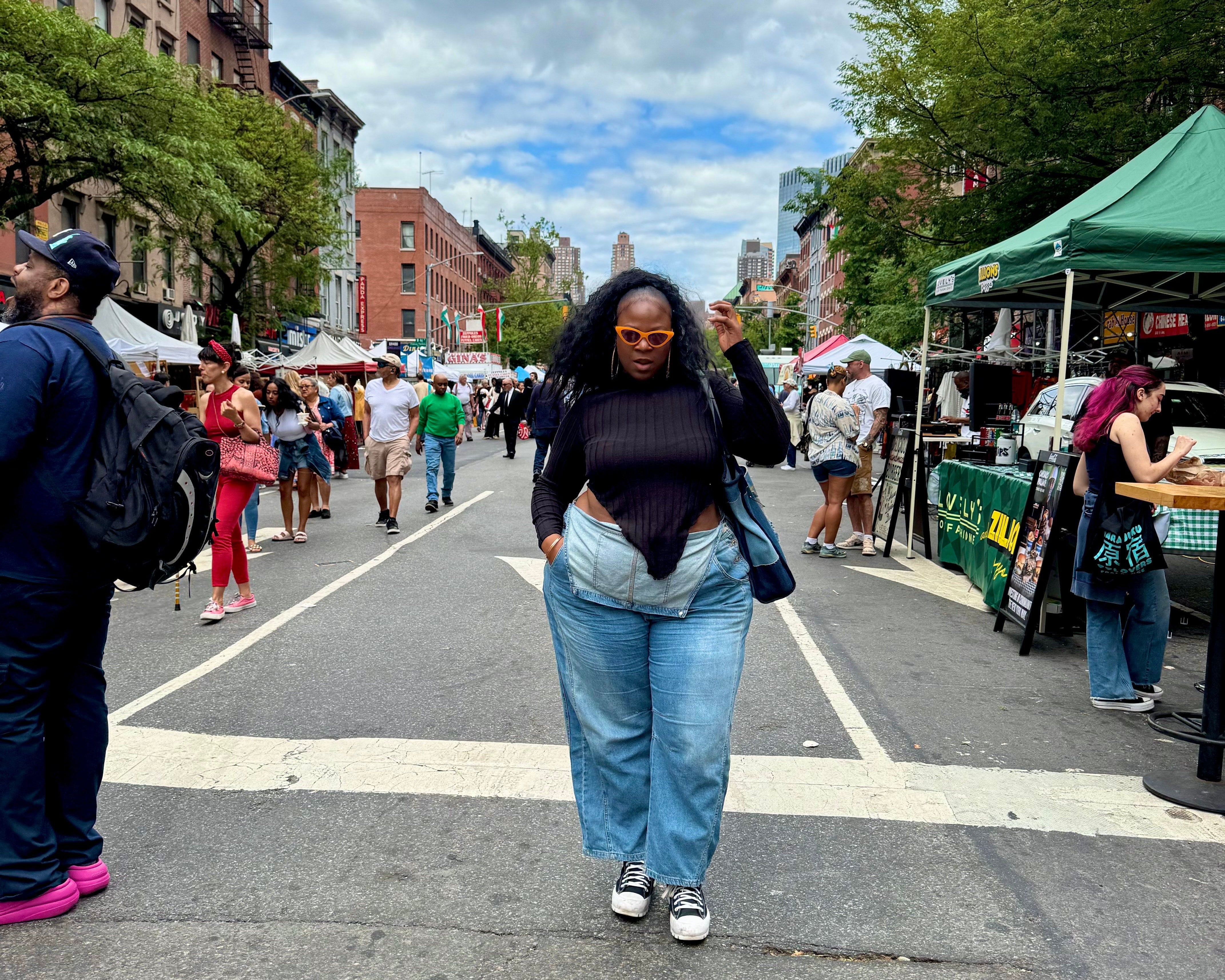 At Noon with Mel Davis